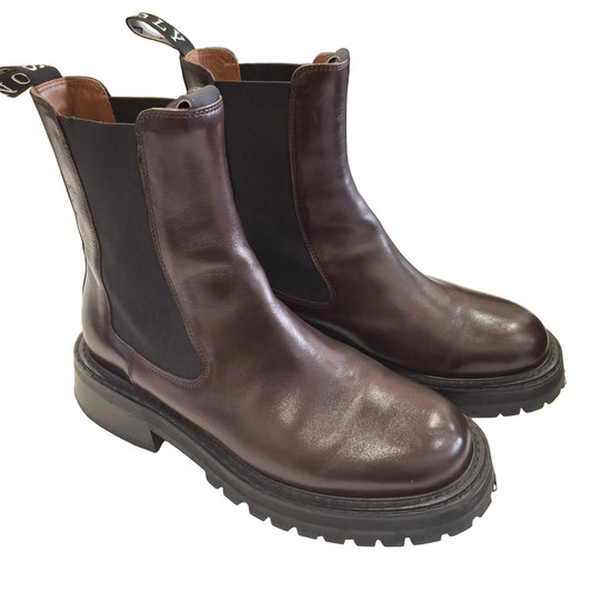DEADLY PONIES BOOTS SIZE 39
