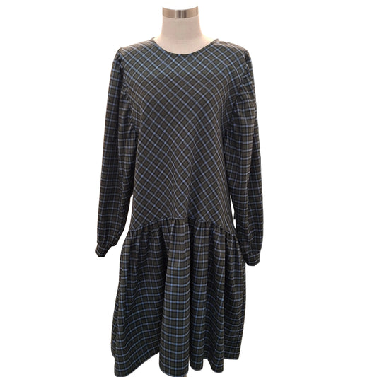 MOOCHI DRESS SIZE 8
